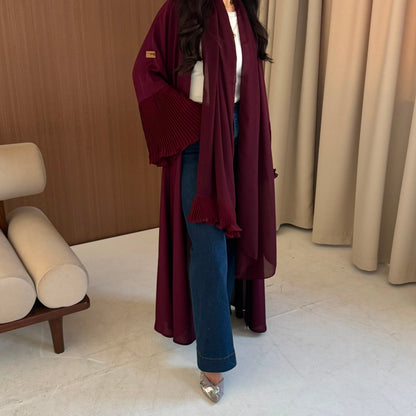 BC152; Maroon with pleated sleeves