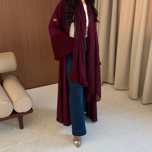 BC152; Maroon with pleated sleeves